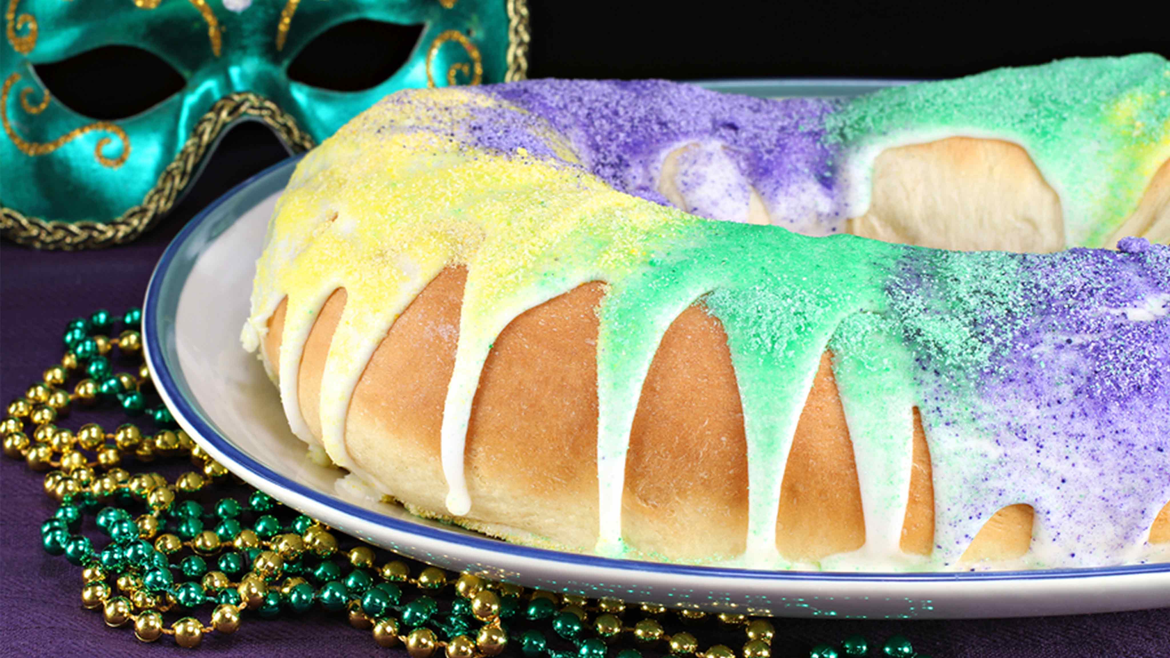 What Is a King Cake  History of Mardi Gras King Cake