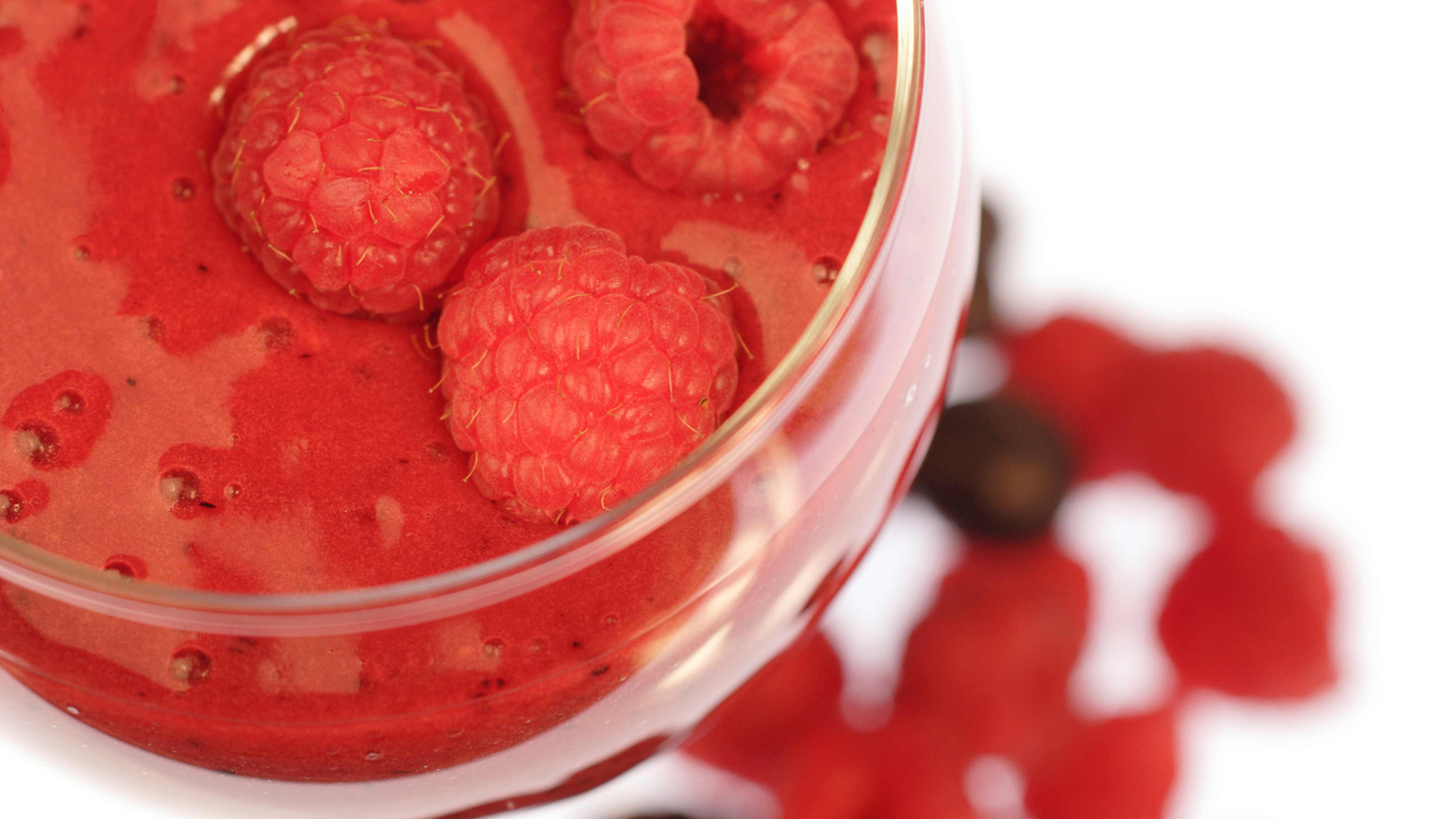 R & S Market - Recipe: Berry Sorbet Smoothie